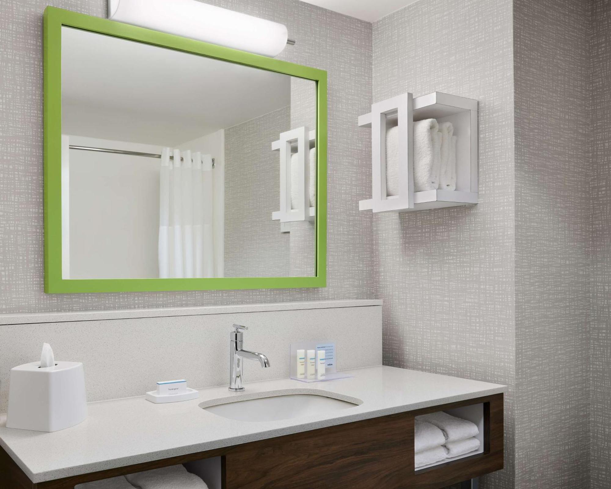 Hampton Inn & Suites West Haven Zewnętrze zdjęcie